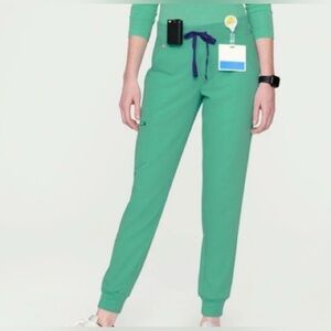 FIGS SURGICAL GREEN JOGGERS